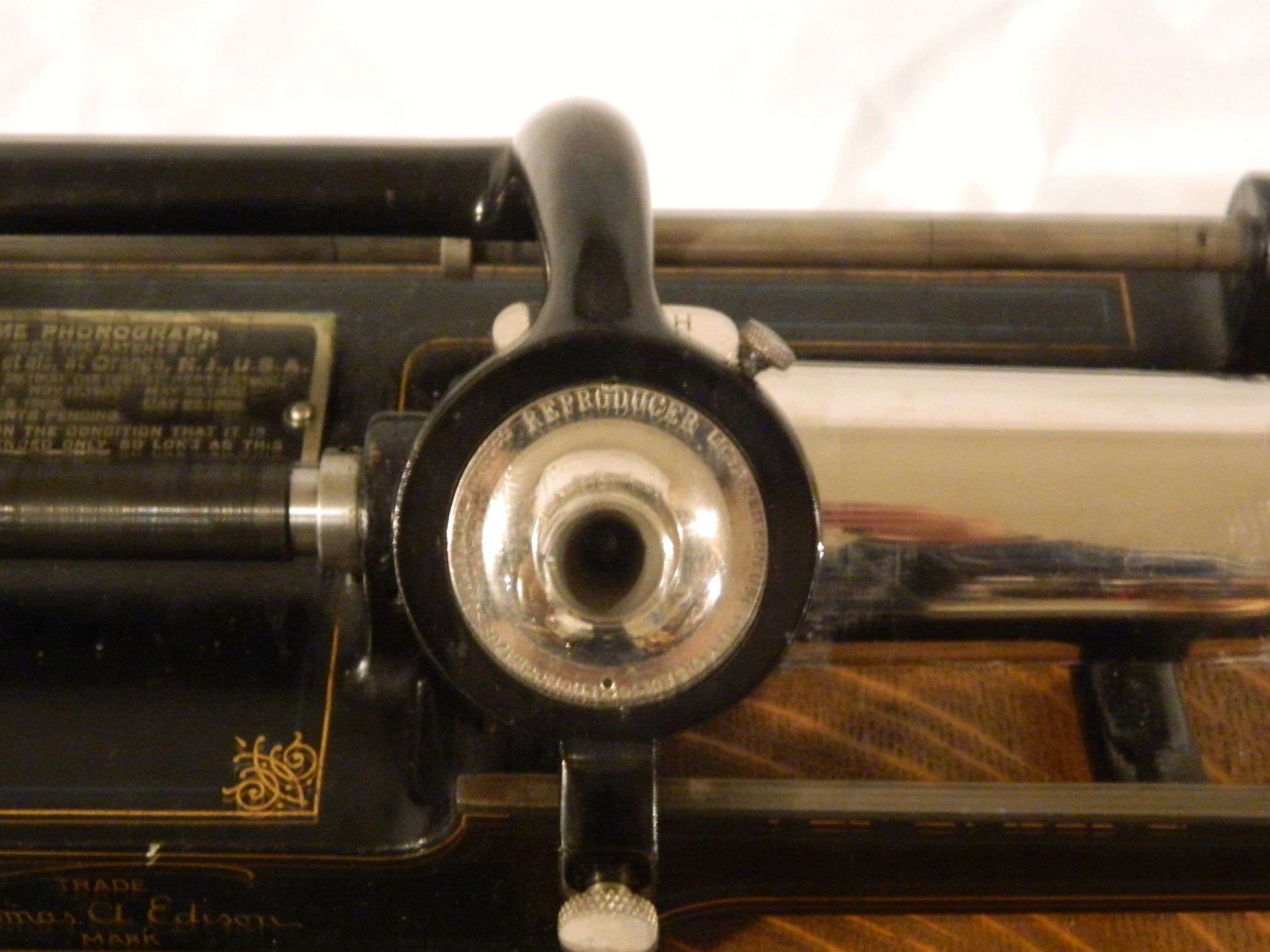 Reproduction steel phonograph needles, bamboo needles, records, radios